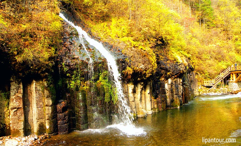 吉林松花湖、長白山、朝